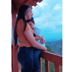 Meet your Posher, Raquel